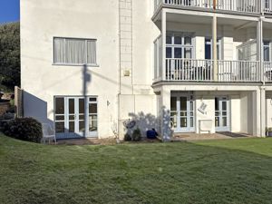 Photo 2- click for photo gallery